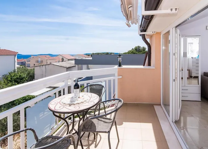 Apartment Nikaroni-3 By Interhome