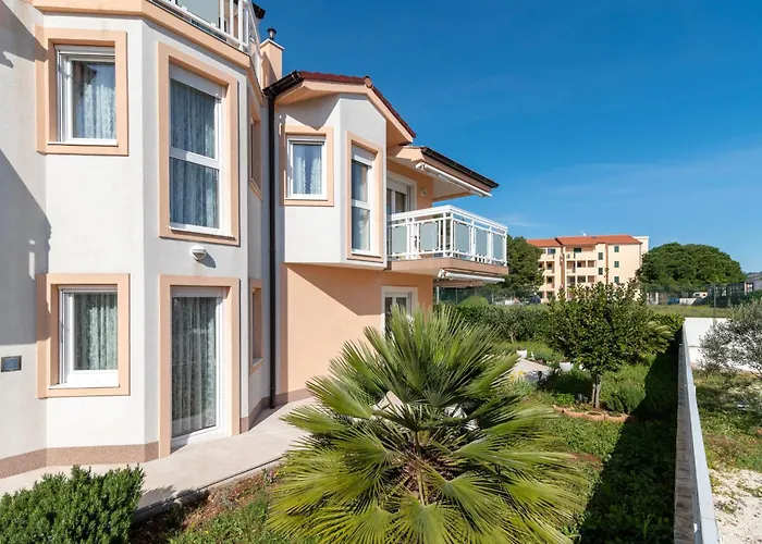 Apartment Nikaroni-3 By Interhome Trogir